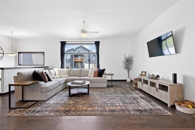 3722 Bluebird Dr SW, Cedar Rapids, IA 52404 - photo 4