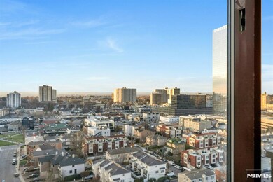 Palisades unit 3101, Fort Lee, NJ 07024 - photo 6