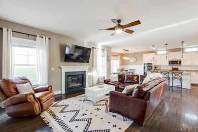 7507 Silver Maple Dr, Chesterfield, VA 23120 - photo 2