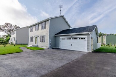 395 S Mammoth Rd, Manchester, NH 03109 - photo 2