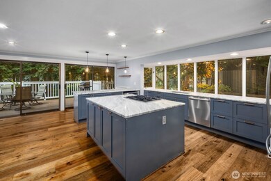 2910 Sahalee Dr E, Sammamish, WA 98074 - photo 7