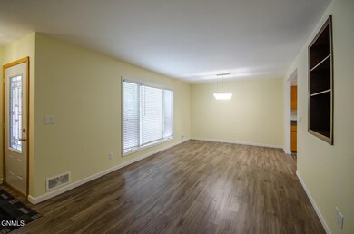 13 Living and Dining