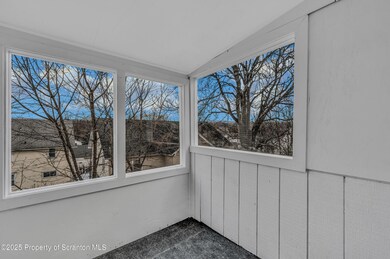 141 Throop St unit 2, Scranton, PA 18508 - photo 3