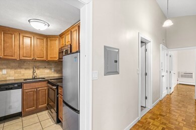 1 Greenridge Ln unit 3, Lincoln, MA 01773 - photo 4