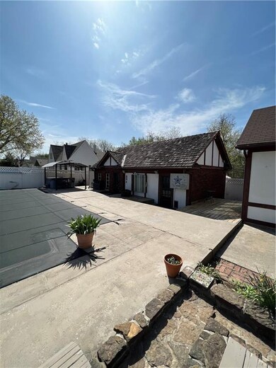 1131 N Broadway Ave, Shawnee, OK 74801 - photo 4