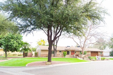 10th Ave House |  Round Lens Photography