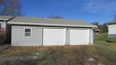 005-garage