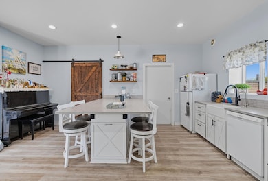 880 Root Rd, Modesto, CA 95357 - photo 6