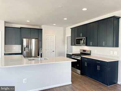 35907 Quantum Place, Round Hill, VA 20141 - photo 4