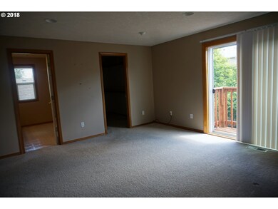 Bedroom, Primary