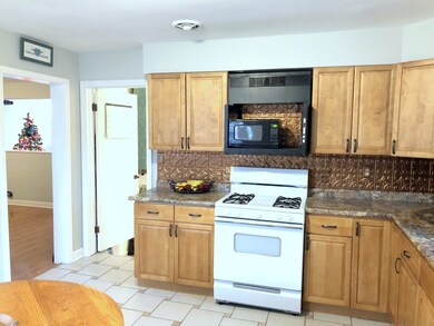 18539 Stedhall Rd, Homewood, IL 60430 - photo 6