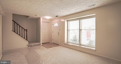 22422 Stablehouse Dr, Sterling, VA 20164 - photo 3