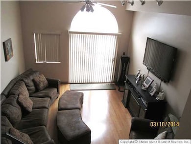 31 Linda Ln, Staten Island, NY 10312 - photo 5