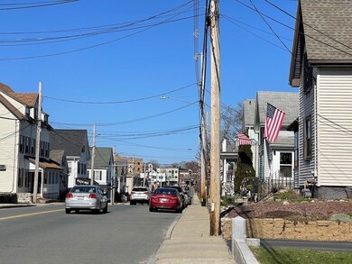 84 Franklin St unit 3, Stoneham, MA 02180 - photo 4