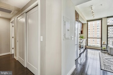 Octave 1320 unit 502, Silver Spring, MD 20910 - photo 5