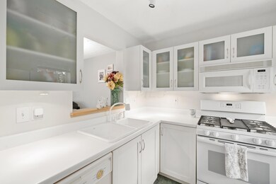 Kitchen w/ Peek Through