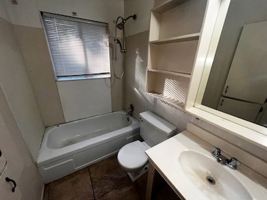 224 Shellwood Dr, Wake Village, TX 75501 - photo 5