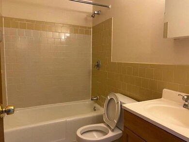 200 Pawtucket Ave unit 7, Pawtucket, RI 02860 - photo 7