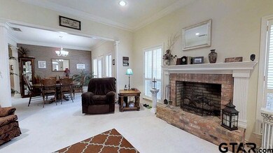 411 411 Brighton Crt, Tyler, TX 75701 - photo 5