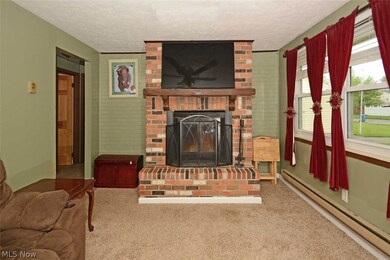 2524 Packard Dr, Lorain, OH 44055 - photo 3