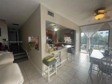 4850 SW 63rd Terrace unit 322, Davie, FL 33314 - photo 6
