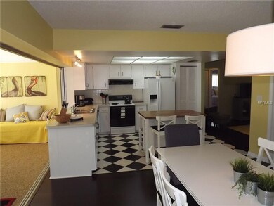 5470 Lemon Tree Ln, Pinellas Park, FL 33782 - photo 5