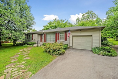 605 Westwood Dr, McMinnville, TN 37110 - photo 5