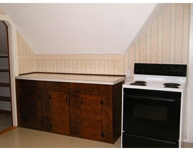 200 South St unit 2, West Bridgewater, MA 02379 - photo 2