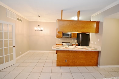 12446 Starcrest Dr unit 403, San Antonio, TX 78216 - photo 5