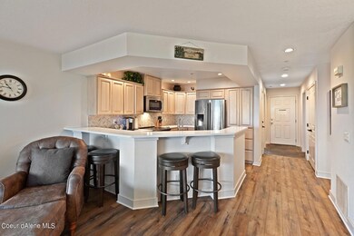 Breakfast Entertaining Bar