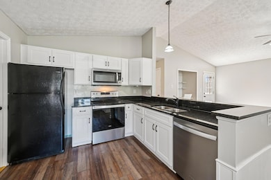 4-print-Summit Row Blvd-S1710-018