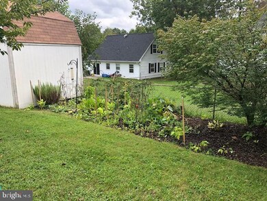 12401 Shawmont Ln, Bowie, MD 20715 - photo 4