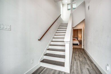 1515 Weber St unit B, Houston, TX 77007 - photo 2