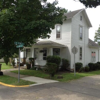 137 N Main St, Sugar Grove, OH 43155 - photo 2