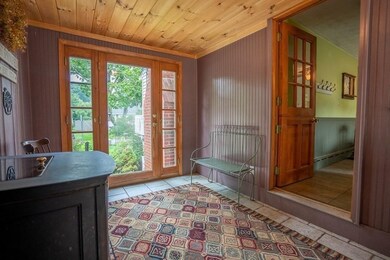 62 Cooper St, West Springfield, MA 01089 - photo 7