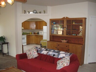 kitchen entry-1