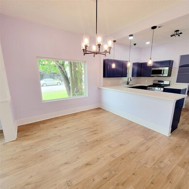 1401 4th St, Rosenberg, TX 77471 - photo 5