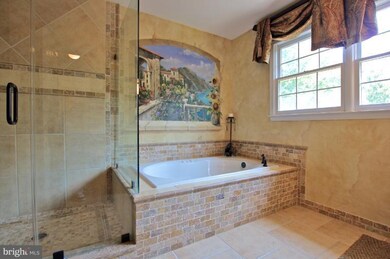 15280 Surrey House Way, Centreville, VA 20120 - photo 2