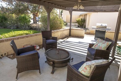 7532 E Dulciana Cir unit 6, Mesa, AZ 85208 - photo 2