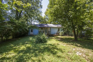 802 NW B St, Bentonville, AR 72712 - photo 4