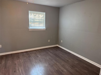 901 Parmer Ave unit 2, Killeen, TX 76541 - photo 5