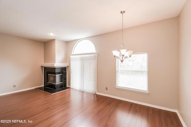 3835 Union Pacific Dr W, Jacksonville, FL 32246 - photo 3