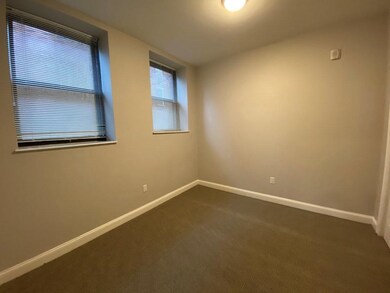 10 Merrymount Rd unit 402, Quincy, MA 02169 - photo 4