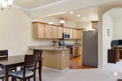 Dining/Kitchen