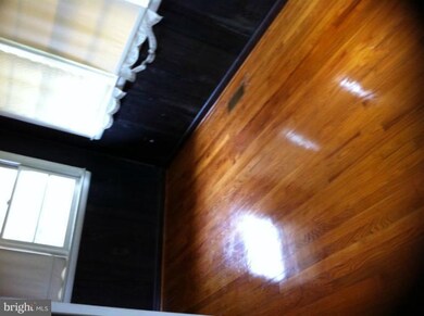 14632 Peach Orchard Rd, Silver Spring, MD 20905 - photo 2