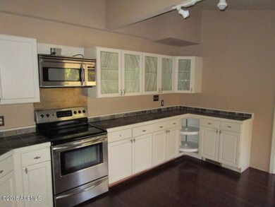 11 Stuart St, Seabrook, SC 29940 - photo 5