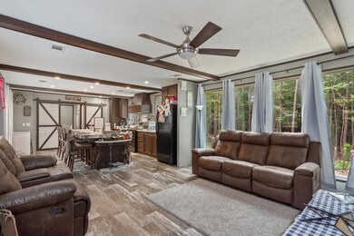 3934 Chambray Rd-03