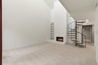 9818 Bent Branch Ln, Dallas, TX 75243 - photo 5