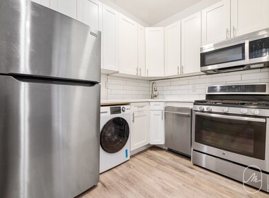 309 W 29th St unit 2-R, New York, NY 10001 - photo 5
