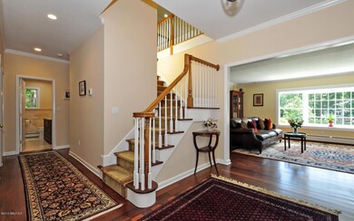 220 Sawmill Rd, Stamford, CT 06903 - photo 3